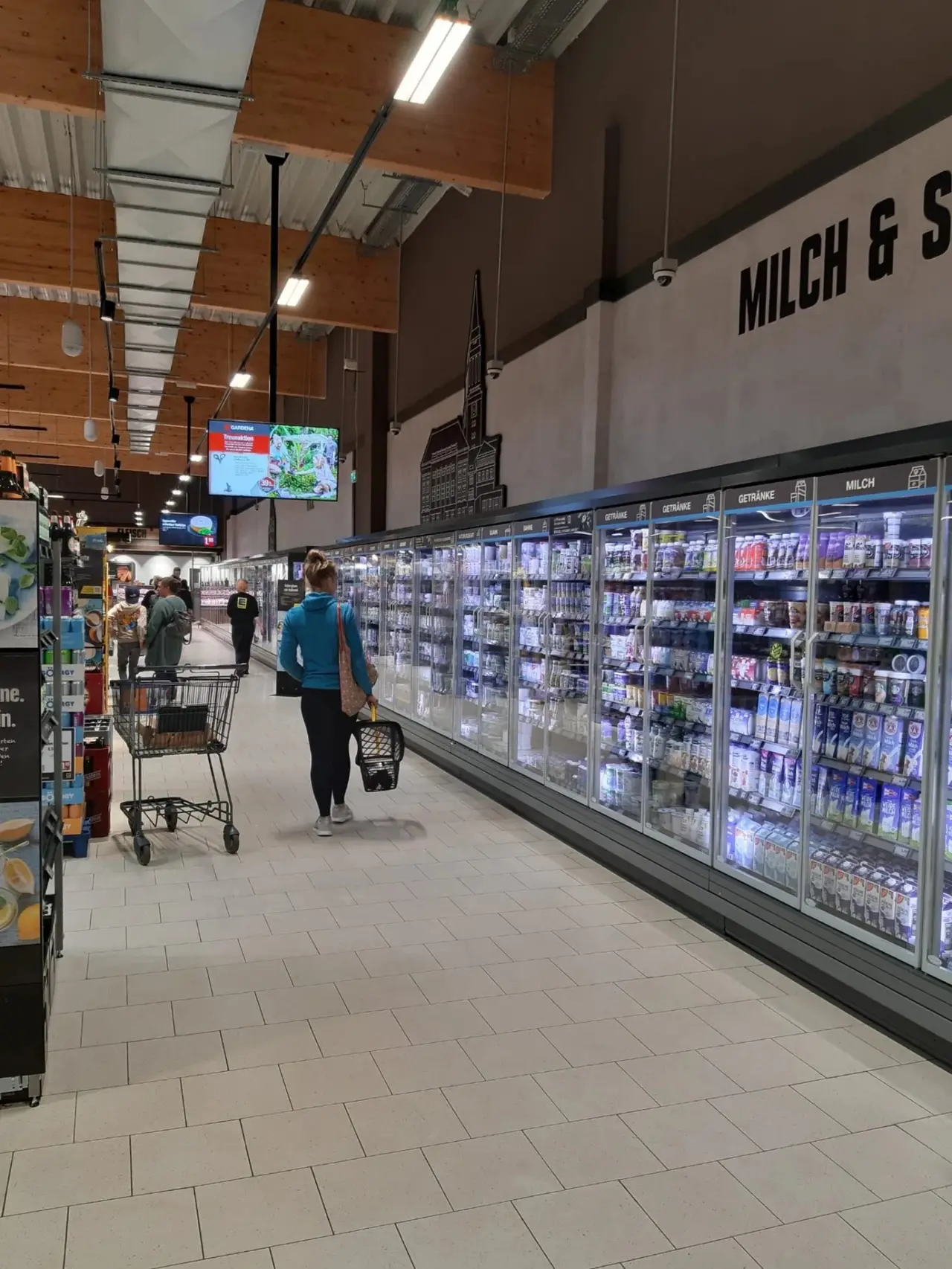 Molkereiprodukte im Kühlregal